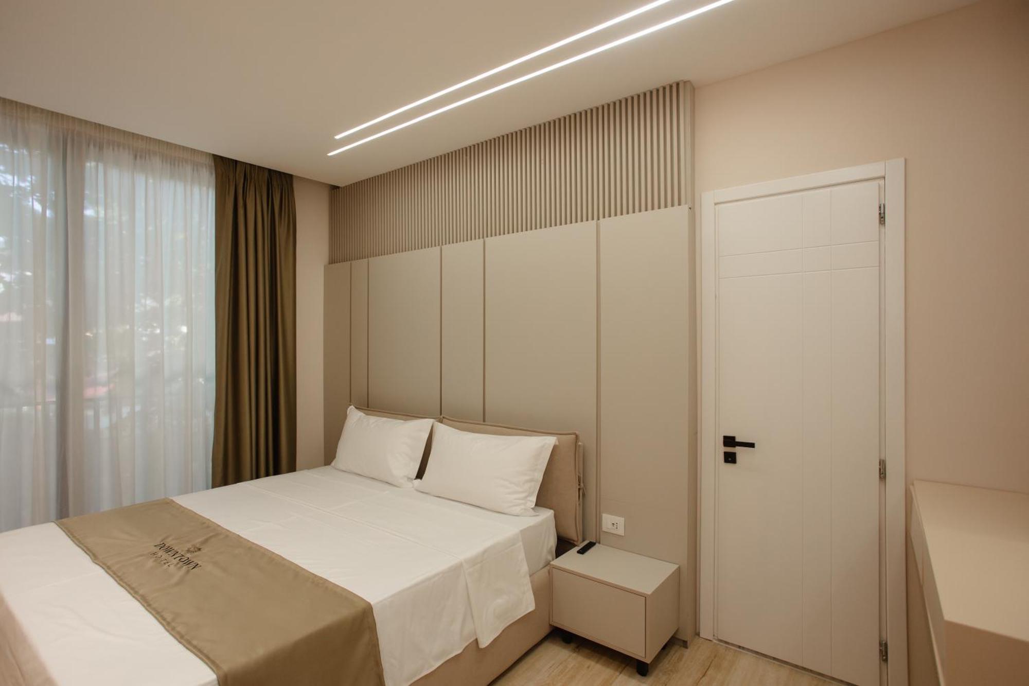 שקודר Downtown Hotel מראה חיצוני תמונה