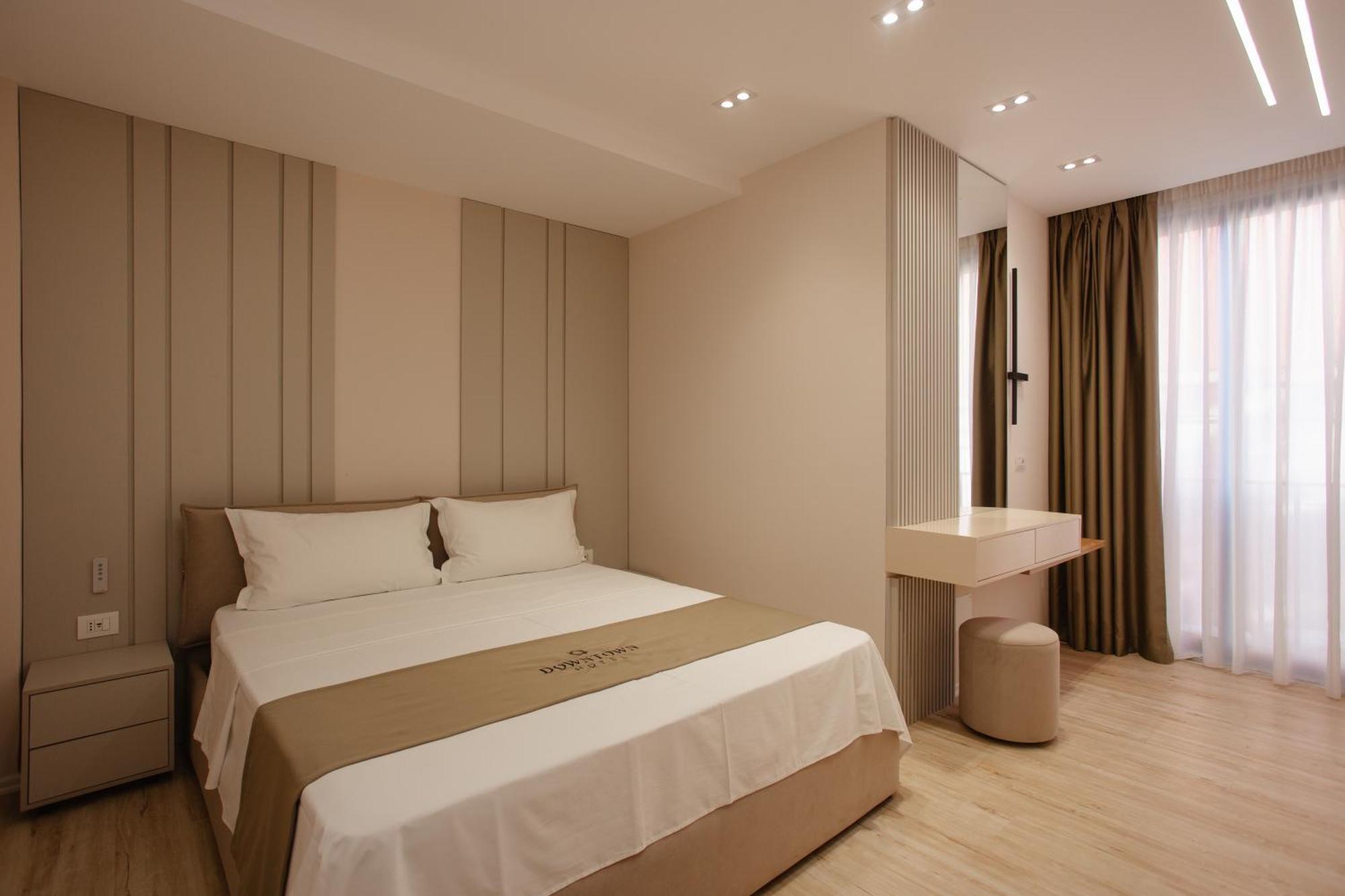 שקודר Downtown Hotel מראה חיצוני תמונה