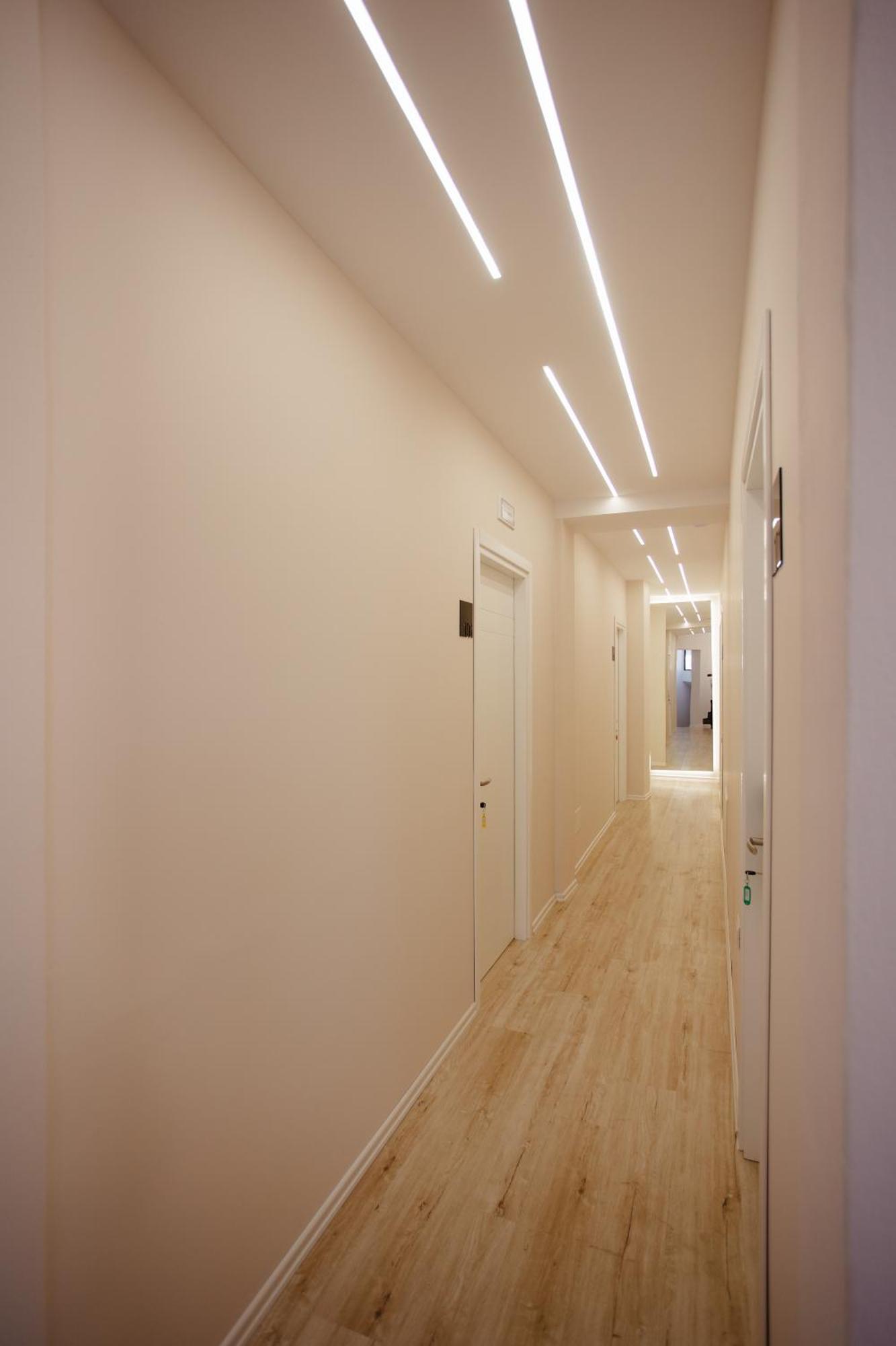 שקודר Downtown Hotel מראה חיצוני תמונה