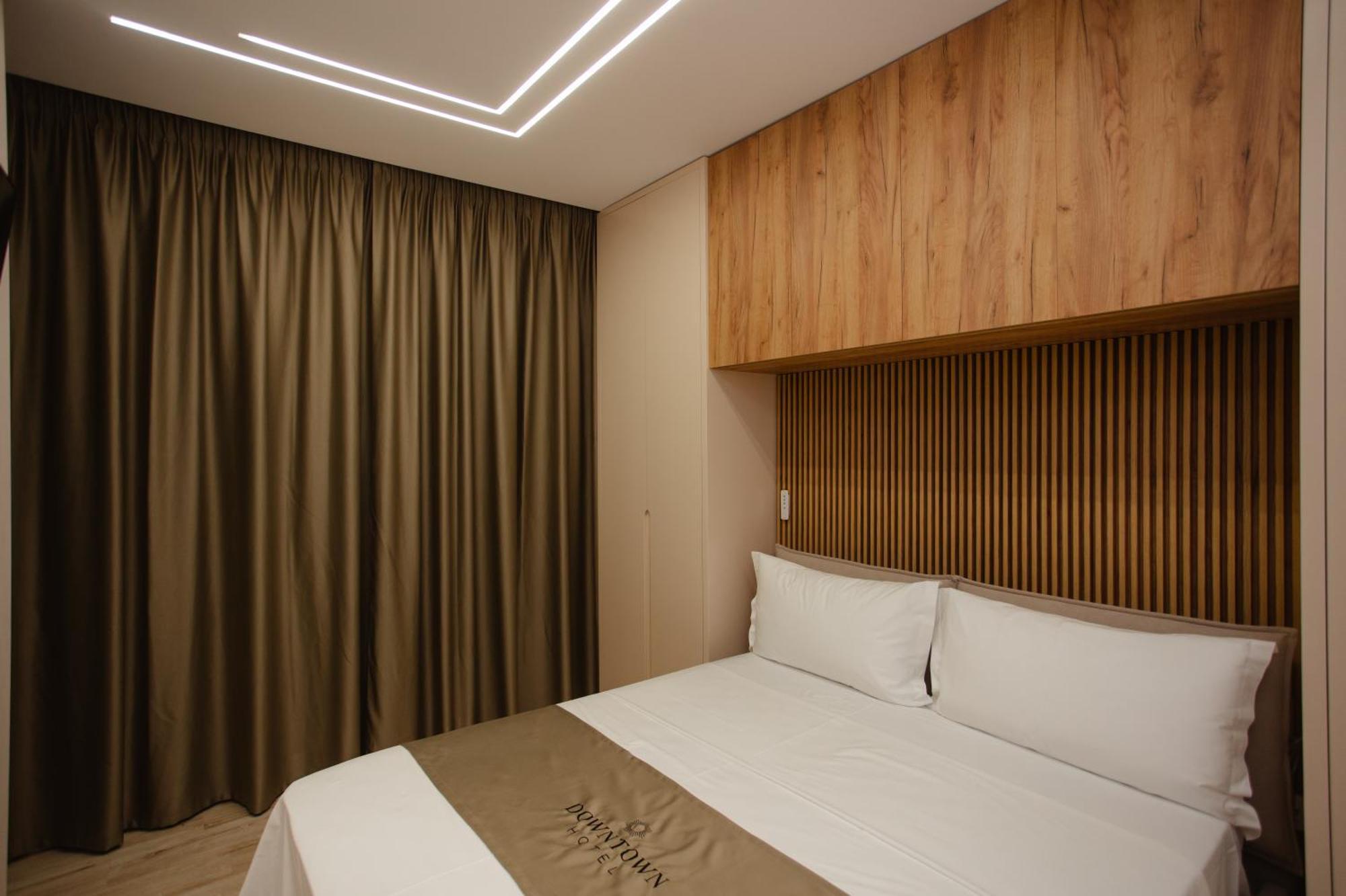 שקודר Downtown Hotel מראה חיצוני תמונה