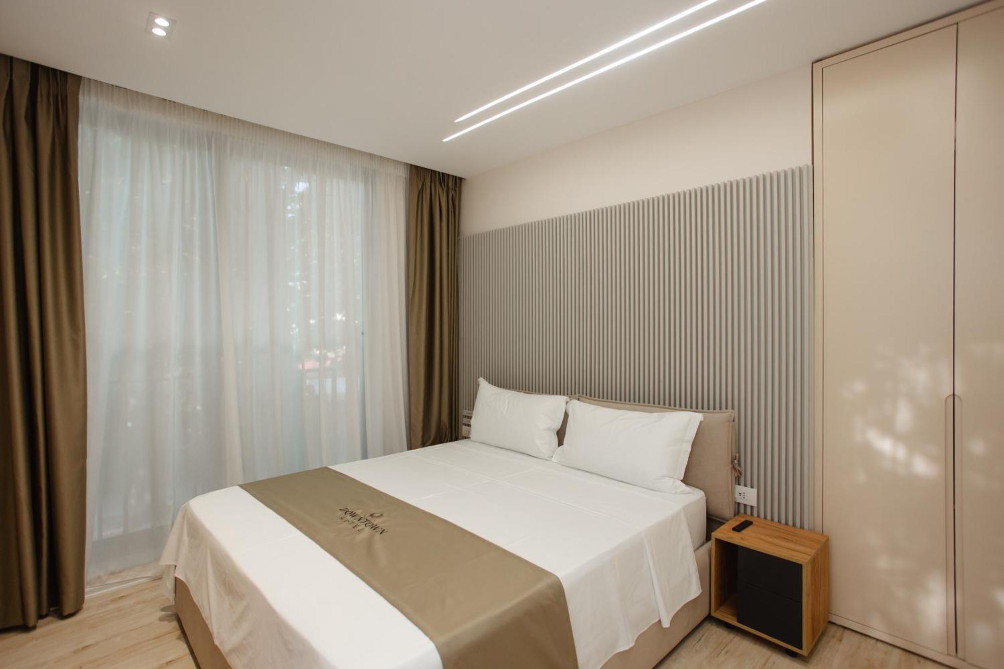 שקודר Downtown Hotel מראה חיצוני תמונה