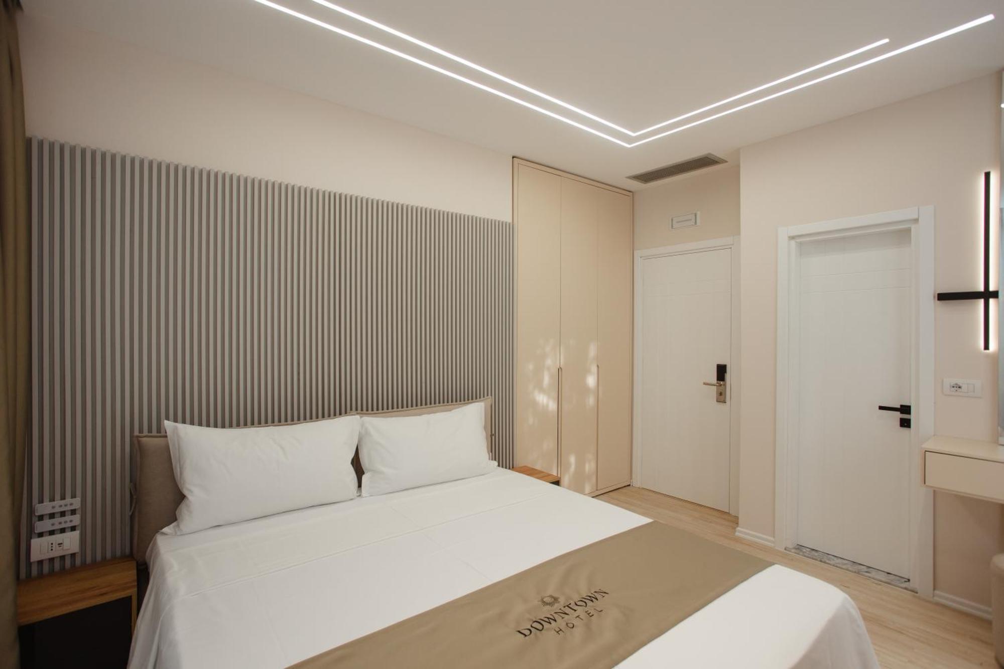 שקודר Downtown Hotel מראה חיצוני תמונה